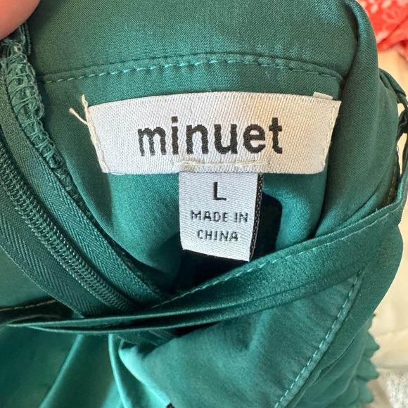 Minuet green satin dress - Picture 6 of 6